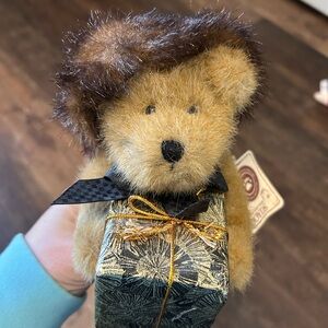 Boyd’s Bear Ivanna Spendalot 1988-2002